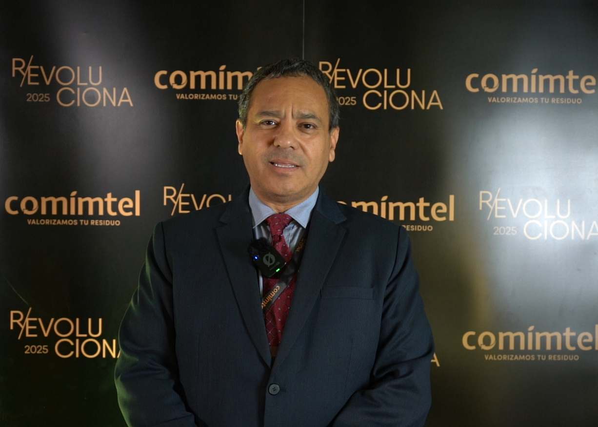Álvaro Vargas, Gerente Comercial